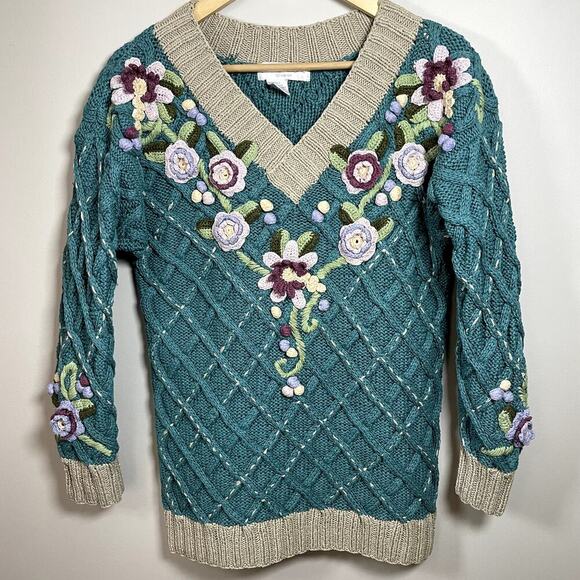 REBECCA STONE Silk Blend 3D Floral Embroidered Knit V Neck Sweater Cottage S/M - Picture 1 of 8
